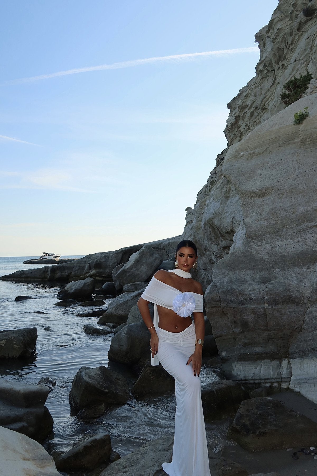 White Lotus Two Piece Suit ATE-1614