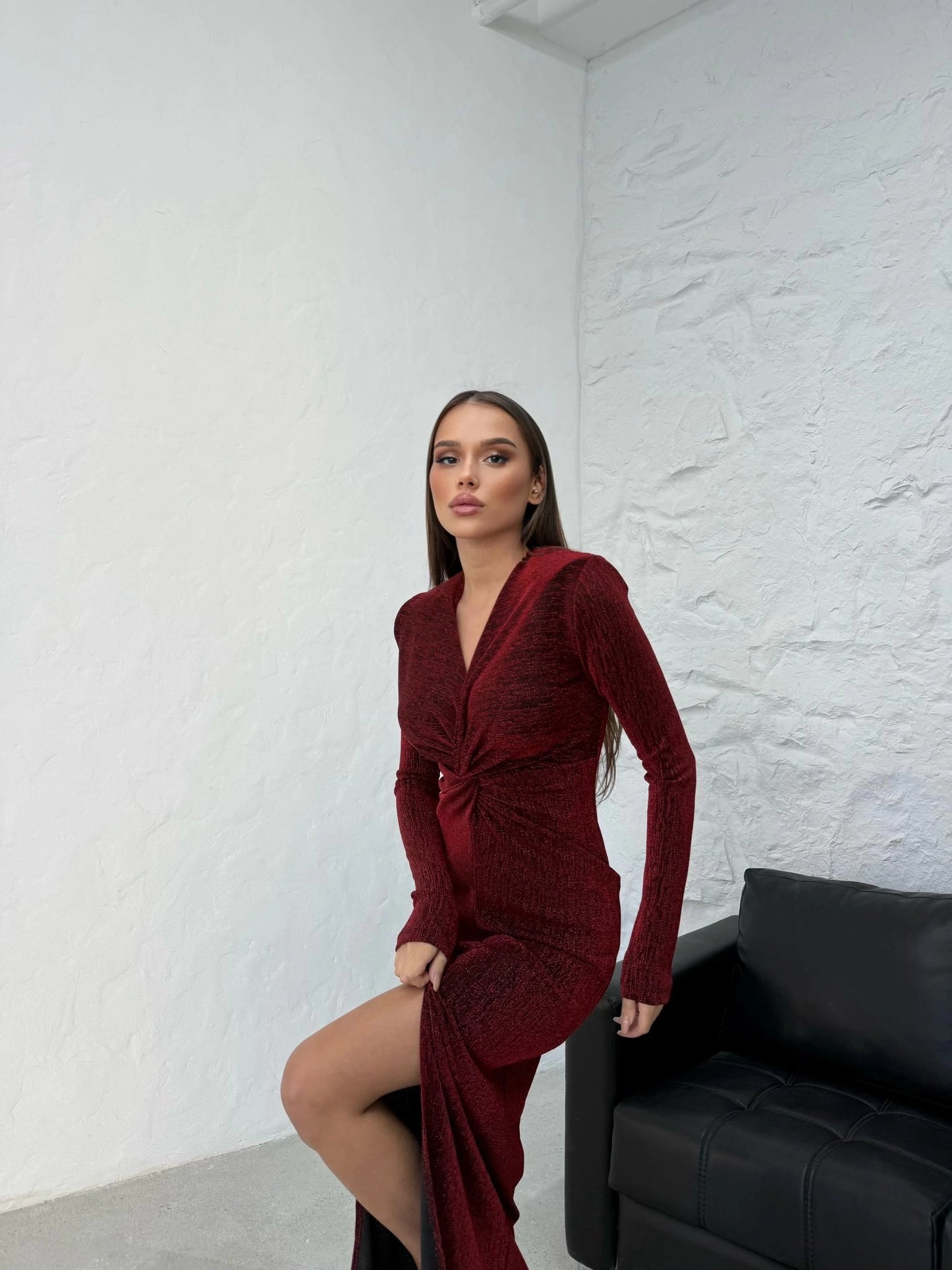 SILVERY FRONT Slit DETAIL LONG DRESS Claret Red